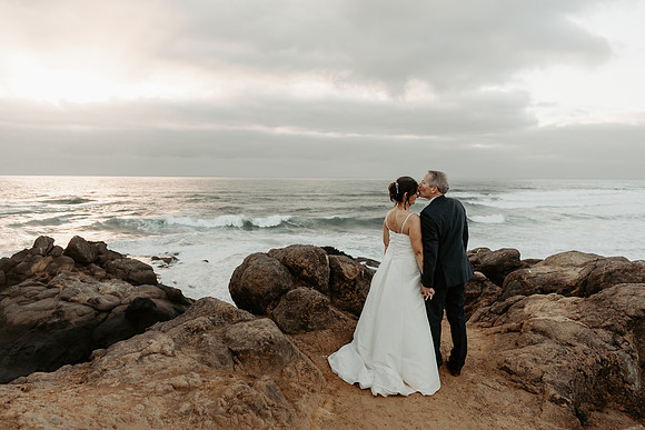 Scott-Valerie-Depoe-Bay-Intimate-Wedding-Photos (75 of 118)