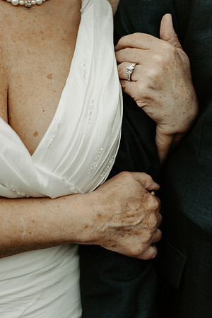 Scott-Valerie-Depoe-Bay-Intimate-Wedding-Photos (80 of 118)