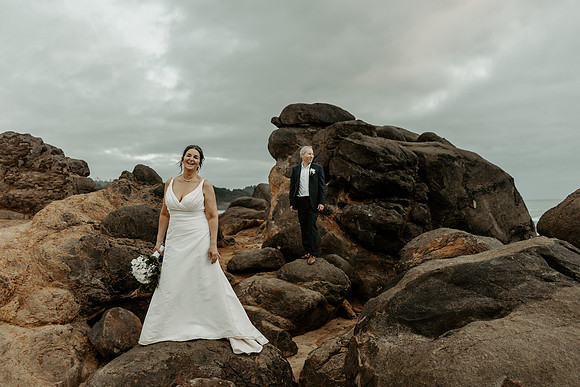 Scott-Valerie-Depoe-Bay-Intimate-Wedding-Photos (97 of 118)