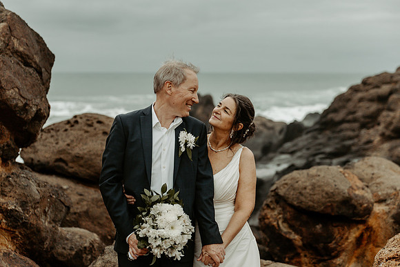 Scott-Valerie-Depoe-Bay-Intimate-Wedding-Photos (101 of 118)