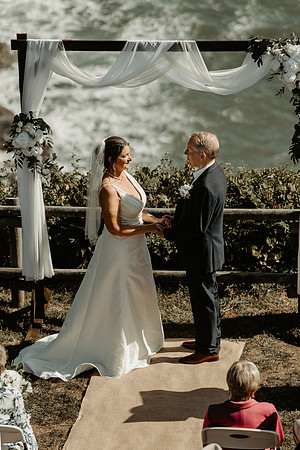 Scott-Valerie-Depoe-Bay-Intimate-Wedding-Photos (118 of 118)