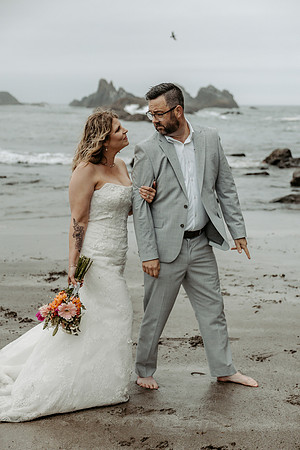 Cory-Kristi-Elopement-Photos-Seal-Rock (110 of 138)