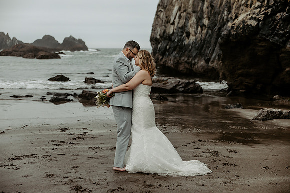 Cory-Kristi-Elopement-Photos-Seal-Rock (115 of 138)