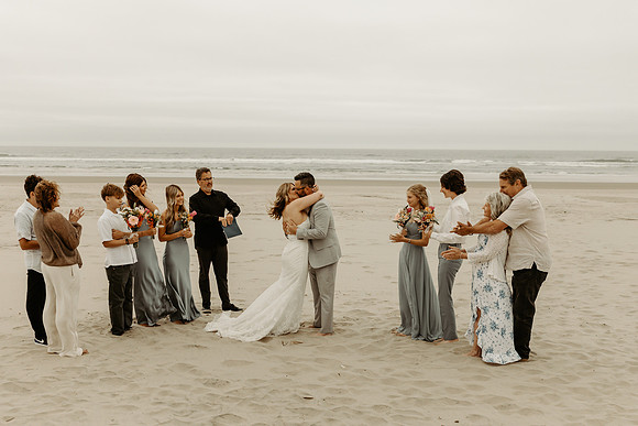 Kristi-Cory-Elopement-Seal-Rock-Waldport-oregon-Photos (4 of 23)