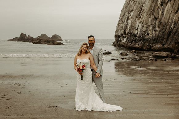 Kristi-Cory-Elopement-Seal-Rock-Waldport-oregon-Photos (6 of 23)