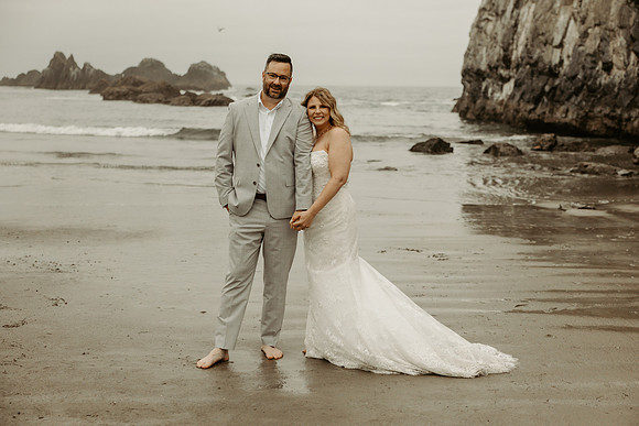 Kristi-Cory-Elopement-Seal-Rock-Waldport-oregon-Photos (8 of 23)
