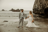 Kristi-Cory-Elopement-Seal-Rock-Waldport-oregon-Photos (18 of 23)