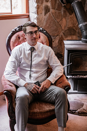 Mark-Darian-Peck-2024-Wedding-Photos-getting-ready (23 of 101)