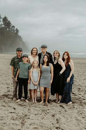 Tasha-Neskowin-Family-Photos-2026 (4 of 73)