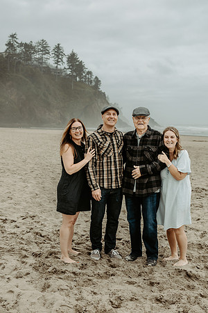 Tasha-Neskowin-Family-Photos-2026 (6 of 73)
