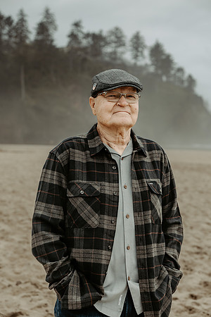 Tasha-Neskowin-Family-Photos-2026 (10 of 73)