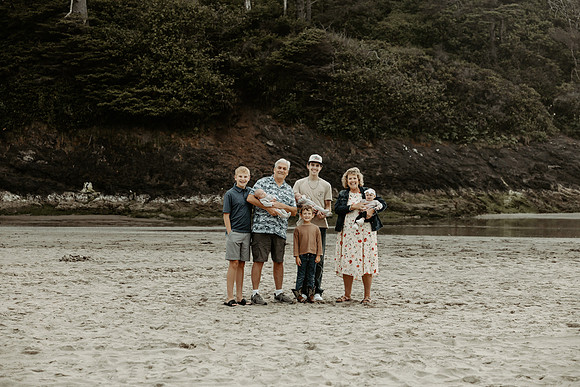 Chelsea-Neskowin-Family-Photos-2026 (2 of 63)
