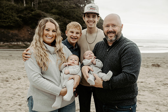 Chelsea-Neskowin-Family-Photos-2026 (6 of 63)