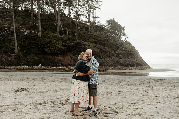 Chelsea-Neskowin-Family-Photos-2026 (33 of 63)