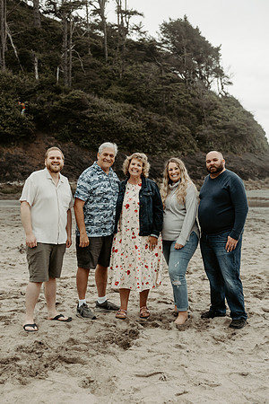Chelsea-Neskowin-Family-Photos-2026 (62 of 63)