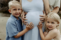Zach-Family-Maternity-Session-Neskowin-Oregon-2026 (3 of 36)