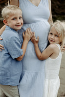 Zach-Family-Maternity-Session-Neskowin-Oregon-2026 (10 of 36)