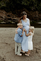Zach-Family-Maternity-Session-Neskowin-Oregon-2026 (11 of 36)