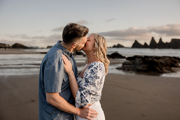 Andy-Stacia-seal-rock-engagement-session-oregon-photos (6 of 67)