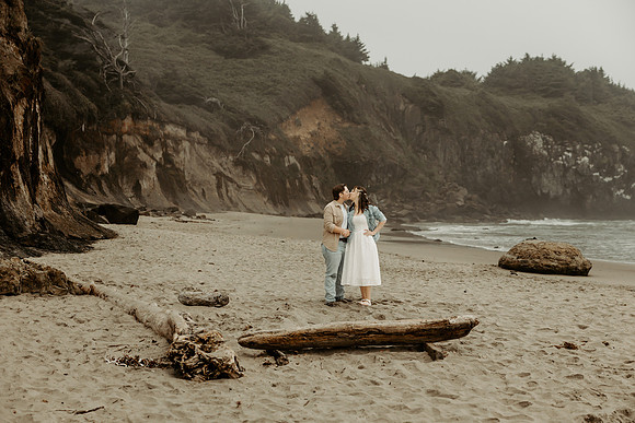 KODA-ENGAGMENT-PHOTOS-FOGARTY-CREEK-DEPOE-BAY-OREGON (23 of 61)