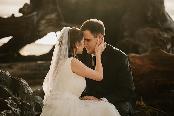 Alex-Danielle-Inn-Spanish-Head-Lincoln-City-oregon-wedding-0882