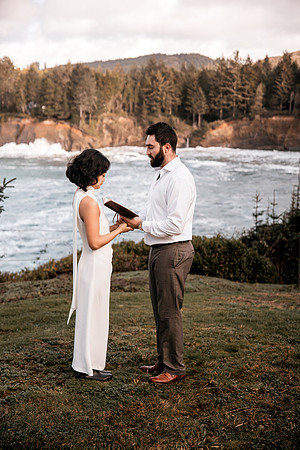 Nick-Rochelle-Whale-Cove-Depoe-Bay-Elopement-Photos (36 of 65)