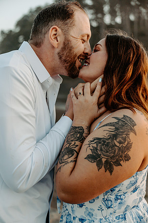 Shado-Cody-Engagement-Photos-neskowin-oregon (23 of 52)