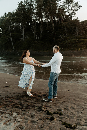 Shado-Cody-Engagement-Photos-neskowin-oregon (31 of 52)