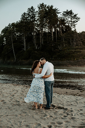 Shado-Cody-Engagement-Photos-neskowin-oregon (40 of 52)