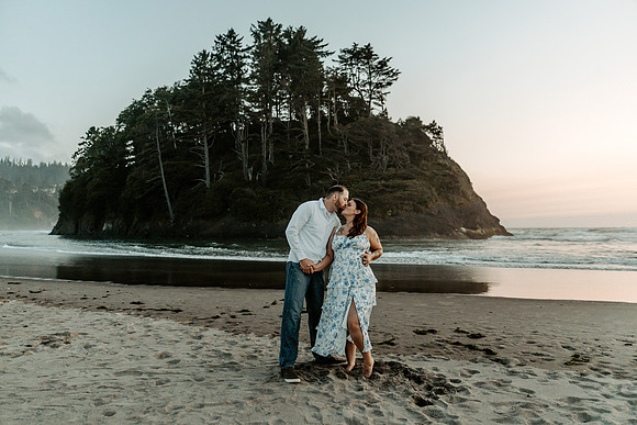 Shado-Cody-Engagement-Photos-neskowin-oregon (48 of 52)