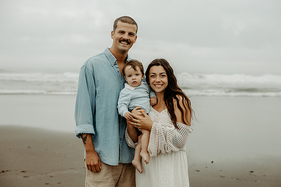 Amy-Family-Photos-Lincoln-City-Oregon-2026 (7 of 112)