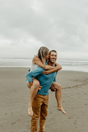 Amy-Family-Photos-Lincoln-City-Oregon-2026 (53 of 112)