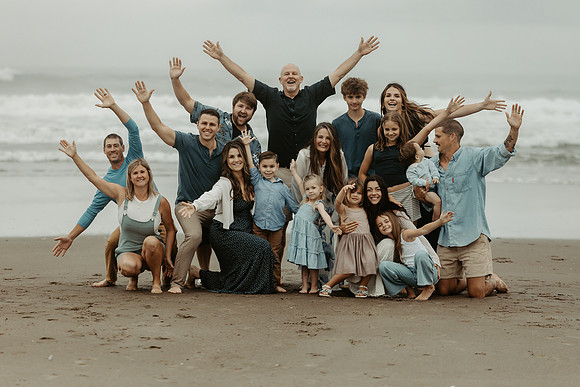 Amy-Family-Photos-Lincoln-City-Oregon-2026 (92 of 112)