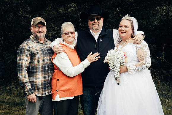 Marie-Jerry-Neskowin-Wedding-Oregon-18