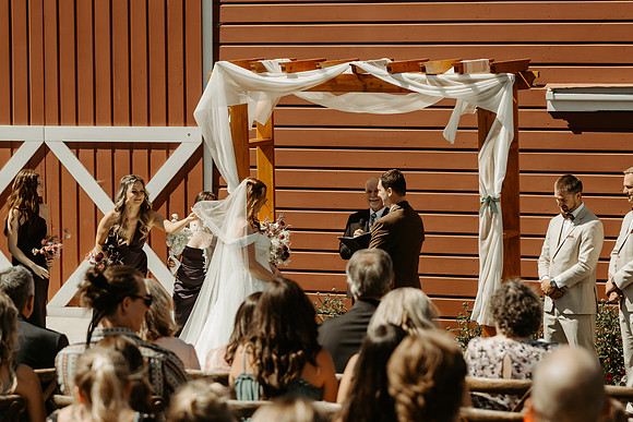 Austin-Kayla-wedding-Photos-Oregon-2026 (12 of 77)