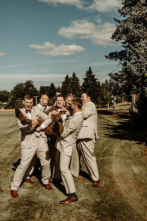 Austin-Kayla-wedding-Photos-Oregon-2026 (43 of 110)