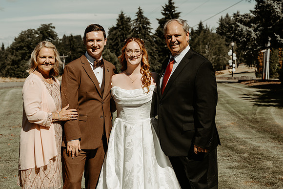 Austin-Kayla-wedding-Photos-Oregon-2026 (9 of 110)
