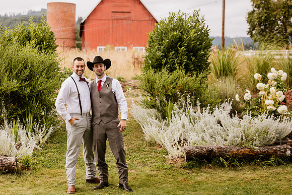Gage-Mckayla-Adeline-Farm-Wedding-Photos-2021-9470