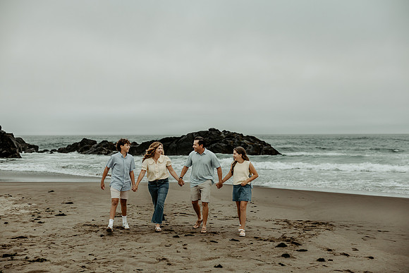 Tiffany-Family-Photos-Depoe-Bay-Oregon-2026 (3 of 66)
