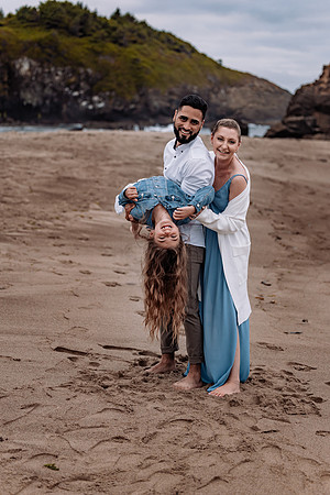 Jon-Megan-Family-Photos-Fogarty-Creek-oregon-2023-3