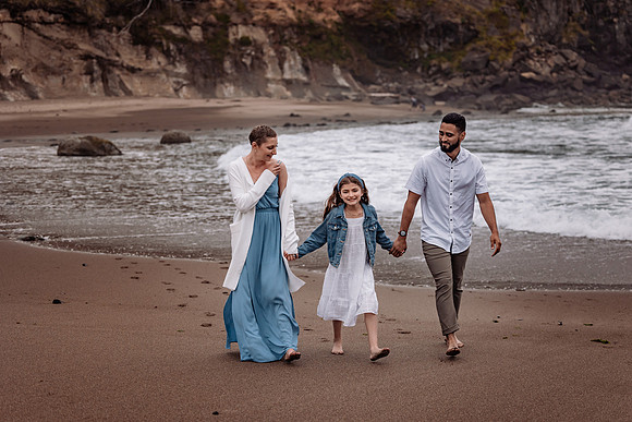 Jon-Megan-Family-Photos-Fogarty-Creek-oregon-2023-27