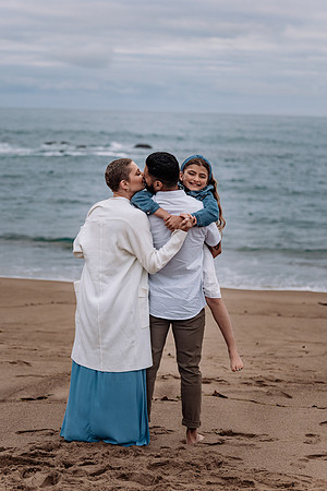 Jon-Megan-Family-Photos-Fogarty-Creek-oregon-2023-4