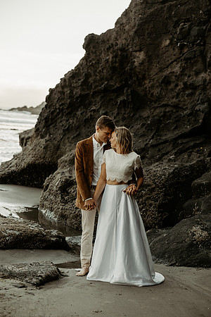 Krystal-Will-Heceta-Head-Lighthouse-Elopement-Oregon-Photos (16 of 13)