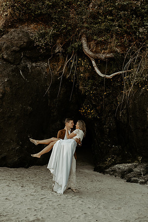 Krystal-Will-Heceta-Head-Lighthouse-Elopement-Oregon-Photos (18 of 13)