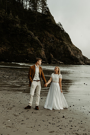Krystal-Will-Heceta-Head-Lighthouse-Elopement-Oregon-Photos (20 of 13)