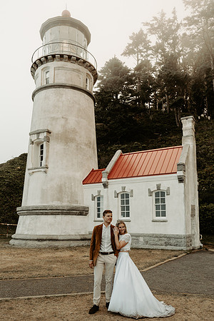 Krystal-Will-Heceta-Head-Lighthouse-Elopement-Oregon-Photos (24 of 13)