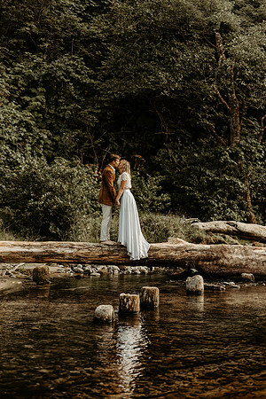 Krystal-Will-Heceta-Head-Lighthouse-Elopement-Oregon-Photos (26 of 13)