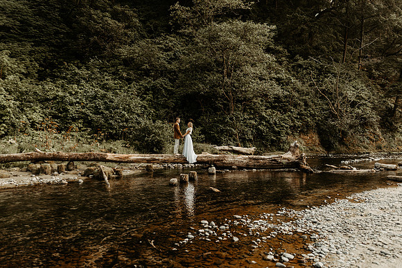 Krystal-Will-Heceta-Head-Lighthouse-Elopement-Oregon-Photos (25 of 13)