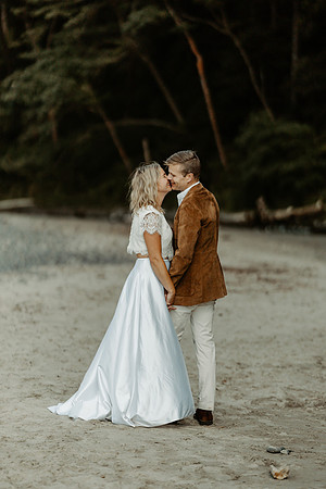 Krystal-Will-Heceta-lighthouse-Elopement-Photos-2026 (35 of 111)