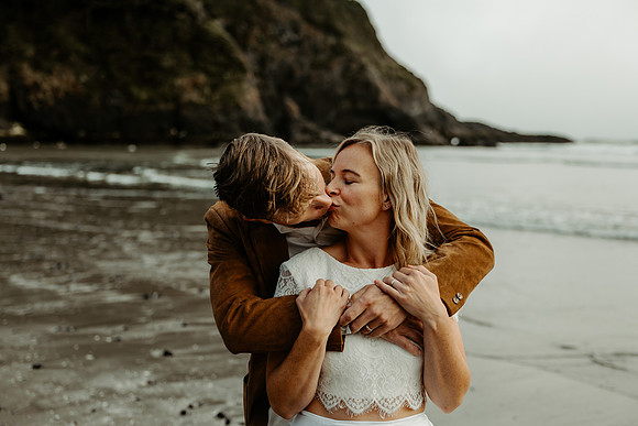 Krystal-Will-Heceta-lighthouse-Elopement-Photos-2026 (68 of 111)